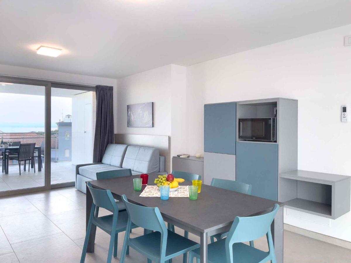 Apartment In 31391 *